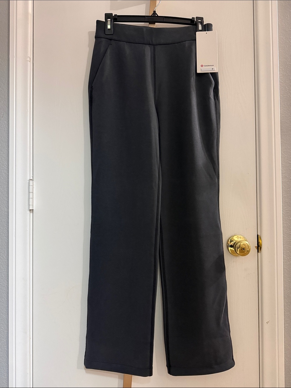 Lululemon Softstream HR Straight Leg Pant
